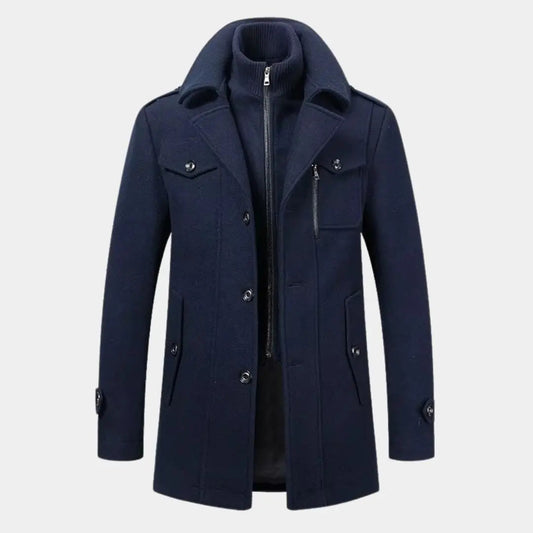 Aristokratischer Mantel aus schwarzer Wolle