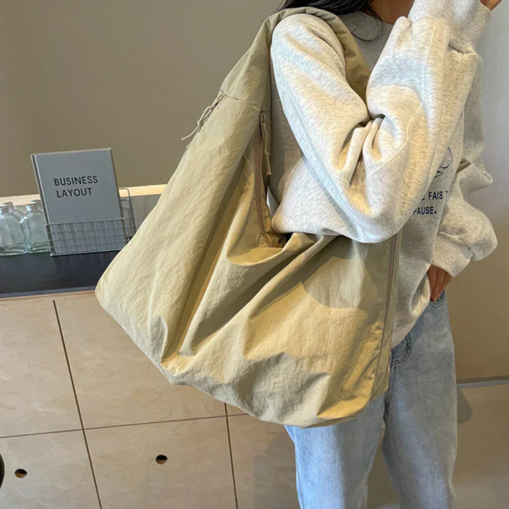 LOYA Elegante Alltagstasche