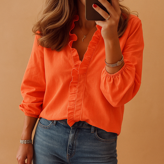 Avery | Damen Bluse mit Rüschenbesatz und V-Ausschnitt