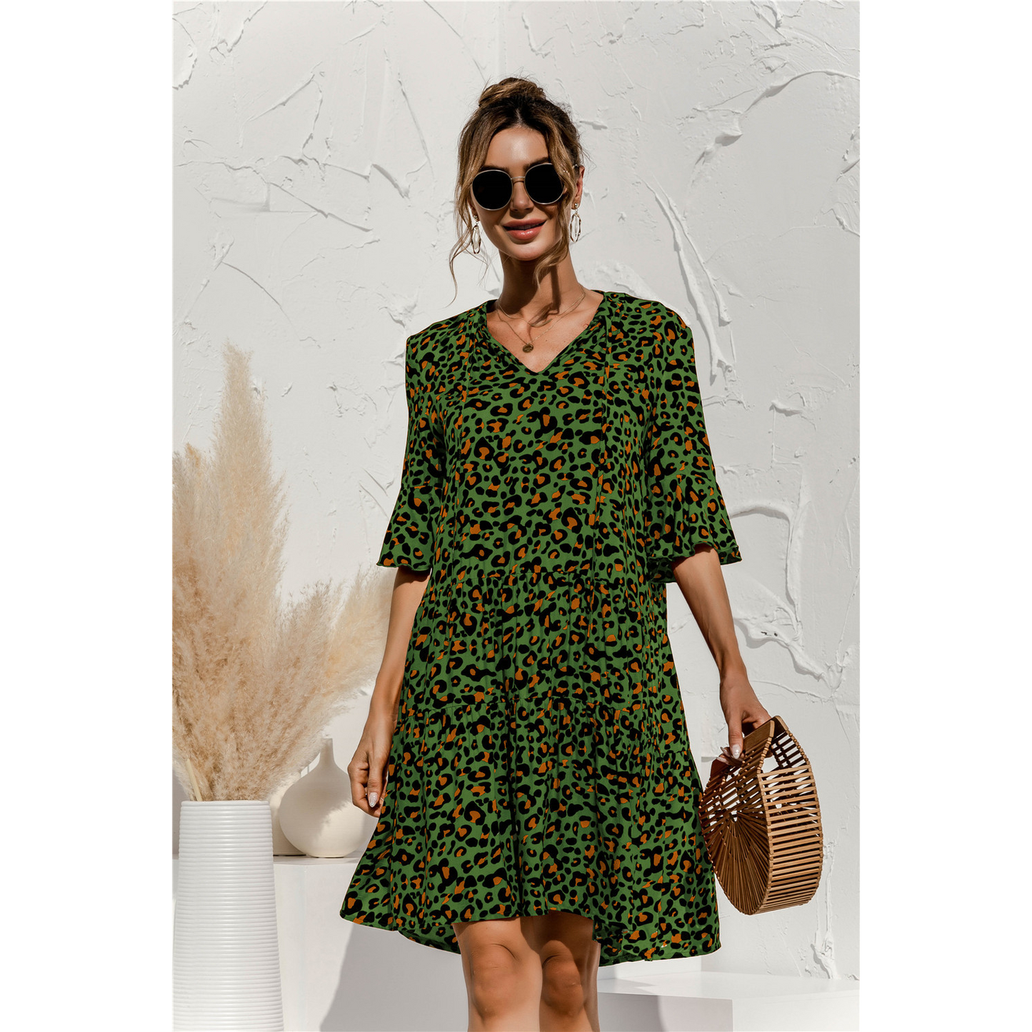 Freya | Damen Mini Kleid Mit Niedriger Taille Und Kurzarm